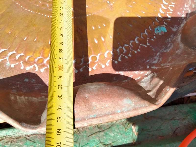 1 LARGE Round  BRASS TRAY 70 cm diam. depth 6 cm*Showing Ware *LOOK At My BUY NOW *NO WAITING