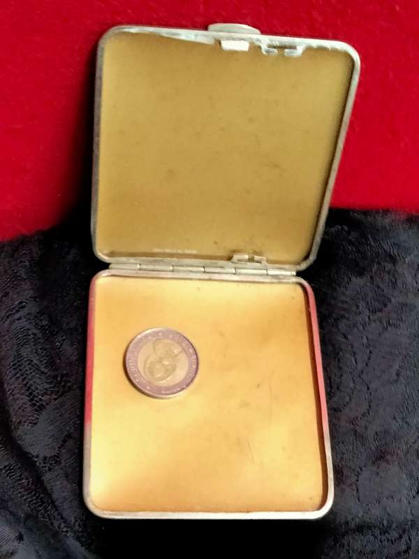 Cigarette case hinged  pattern fishermans rib engine turned decor silver tone metal