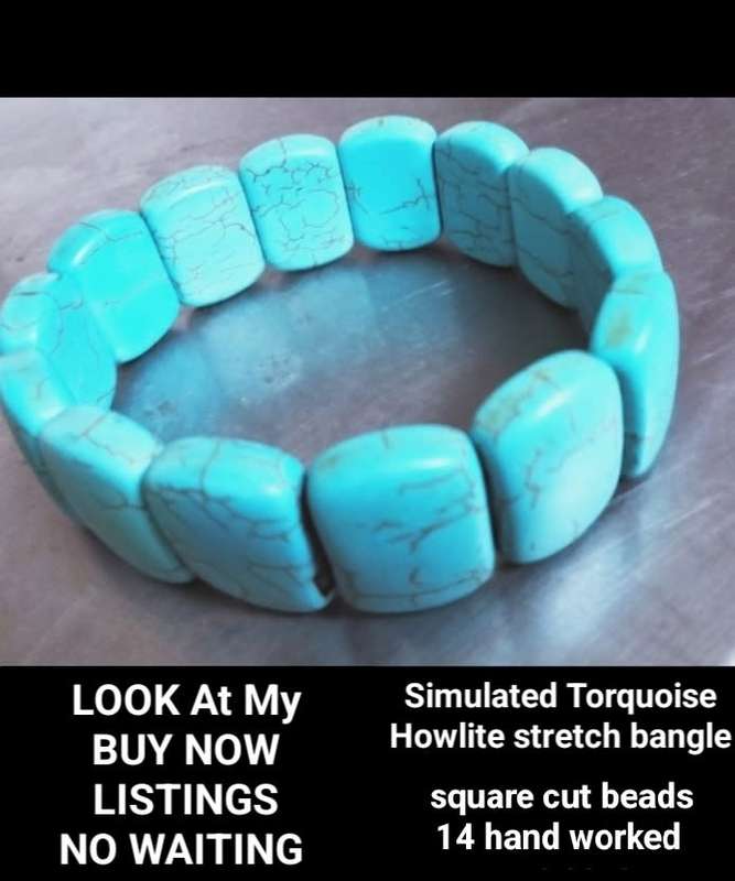 BANGLE Simulated Torquoise Howlite beads Stretch bangle SEMI PRECIOUS GEM STONE
