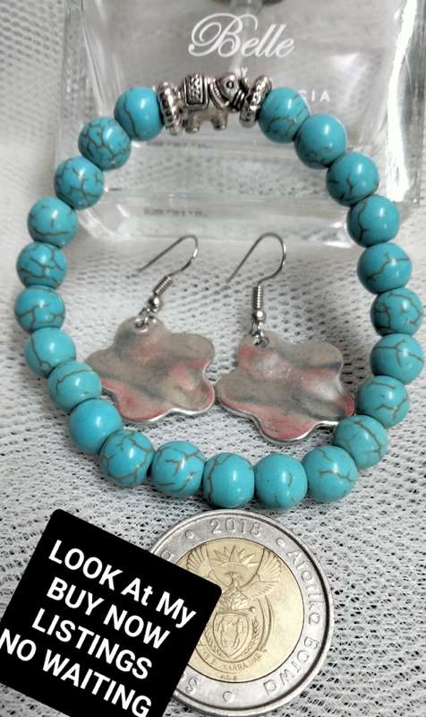 BANGLE Torquoise stretch elastic+Earrings Silver Tone Look at my Buy Now listings No Waiting