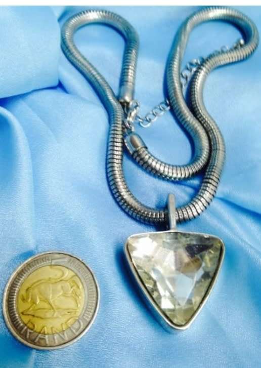 Necklace Large ARROW HEAD Glass yellow tinge stone Chunky Metal Pendant Silver