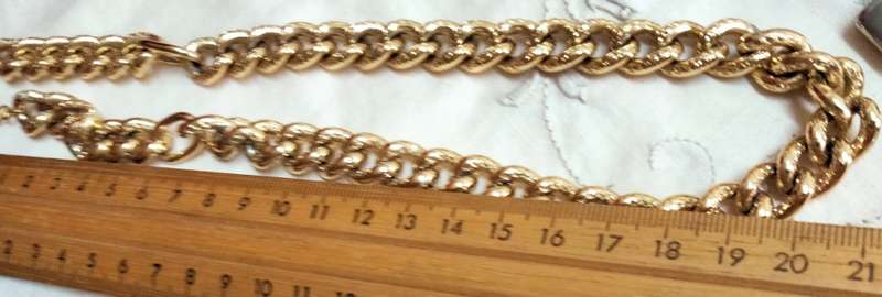 STATEMENT Gold Plate CHUNKY Oval link NECKLACE 42cm 1cm 42gramsLOOK At My BUY NOW* NO WAITING