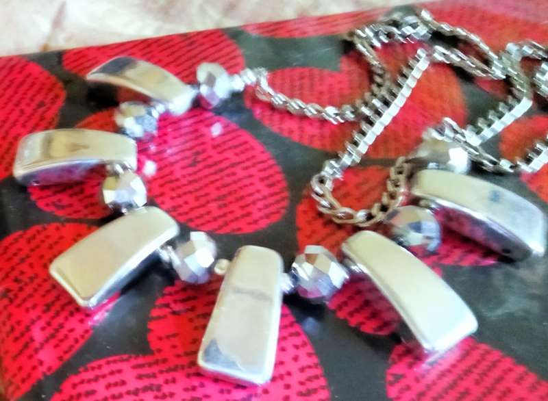 Necklace Mirror faceted glass ball beads+PUFF Triangle -CHUNKY LOOK At My BUY NOW  NO WAITING