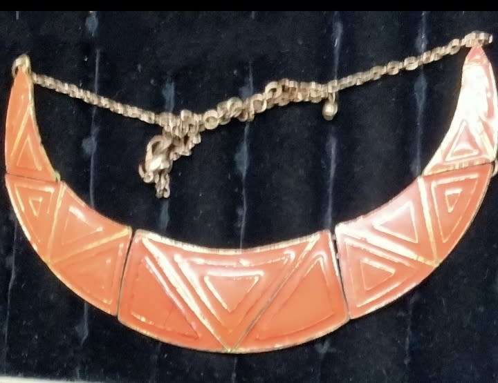 NECKLACE - TRIANGLE SHAPE Orange Trim gold+Gold tone Metal LOOK At My BUY NOW LISTINGS NO WAITING