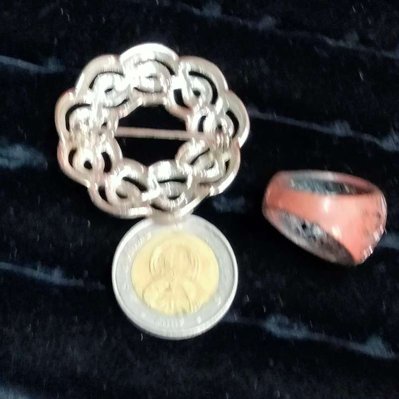 BROOCH SilvCeltic knot  Circle brooch+ Vintage ring cop metal LOOK At My BUY NOW LISTINGS NO WAITING