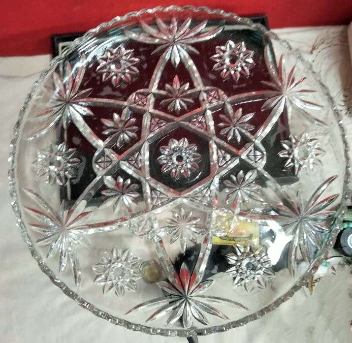EXQUISITE**1950-60s Anchor Hocking Prescut Serving Platter OR Dressing table VANITY tray READ LOOK