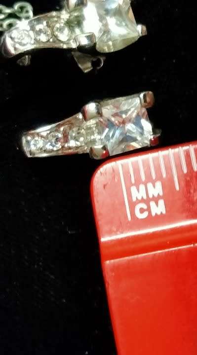 Carlo Zucconi*CZ Diamond Collection Cubic Zirconia*Necklace+SILVER Chain silver tone in original box