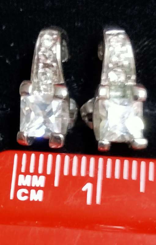 Carlo Zucconi*CZ Diamond Collection Cubic Zirconia*Necklace+SILVER Chain silver tone in original box