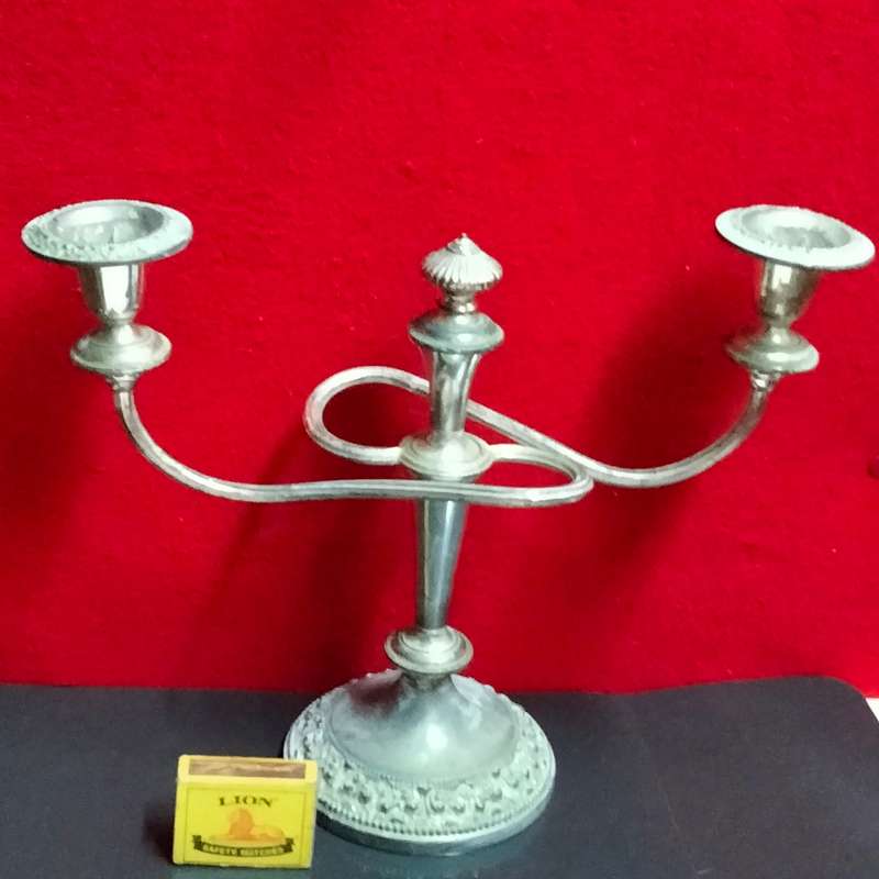 EPNS Candelabra 2cross over ARMS -Middle Flame finial+Embossing Intricate edges top+base rim