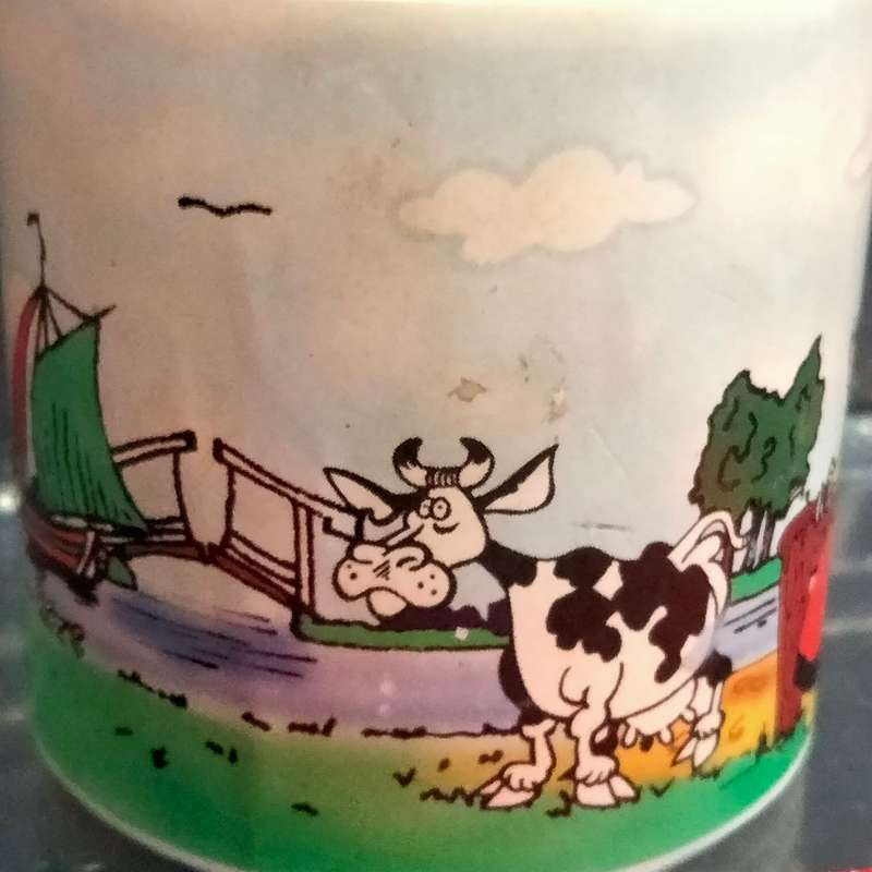 Sound Moo in a Voice Box Plastic Can