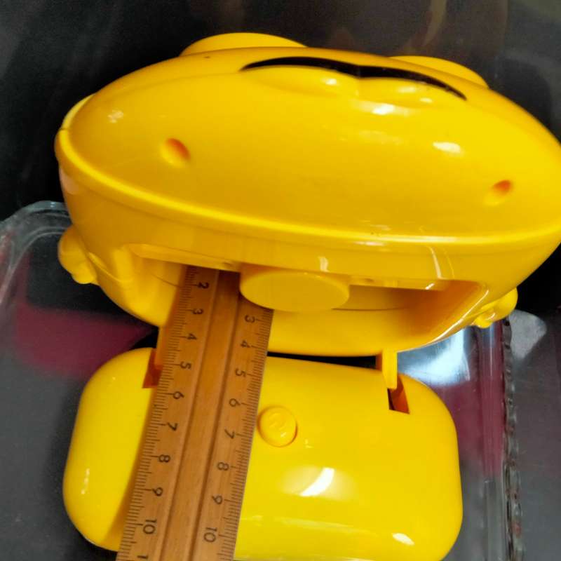 MINION Fan hard plastic NOT working  Look at my Buy Now listings No Waiting