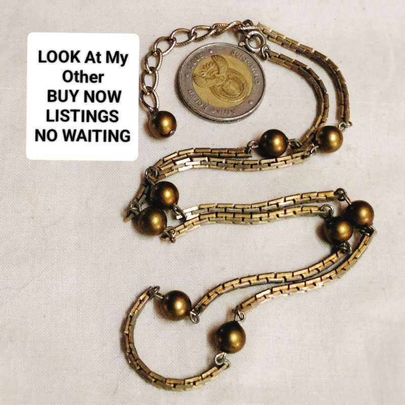 Necklace circa1950/6Os Chain Gold Metal links thin silver in middle links Gold balls spacers acrylic