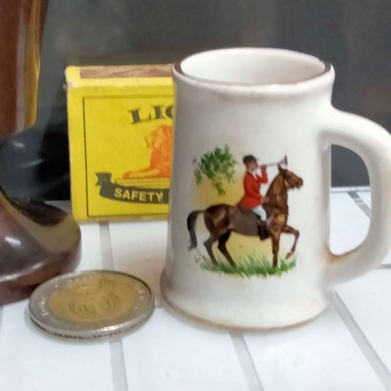 Tot Measures porcelain picture of horse + rider