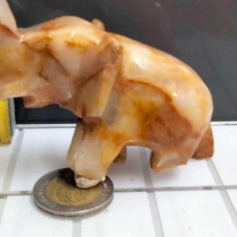 1 ONYX semi precious gemstone Elephant figurine Small  Note 3 feet damage still nice item