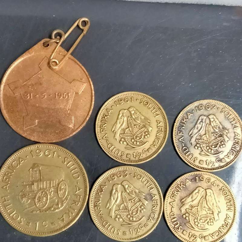 Souvenir Events Medal 31.5.1961 Formation of the Republic S.A. Bronze plate+60sCoins1/2 cents