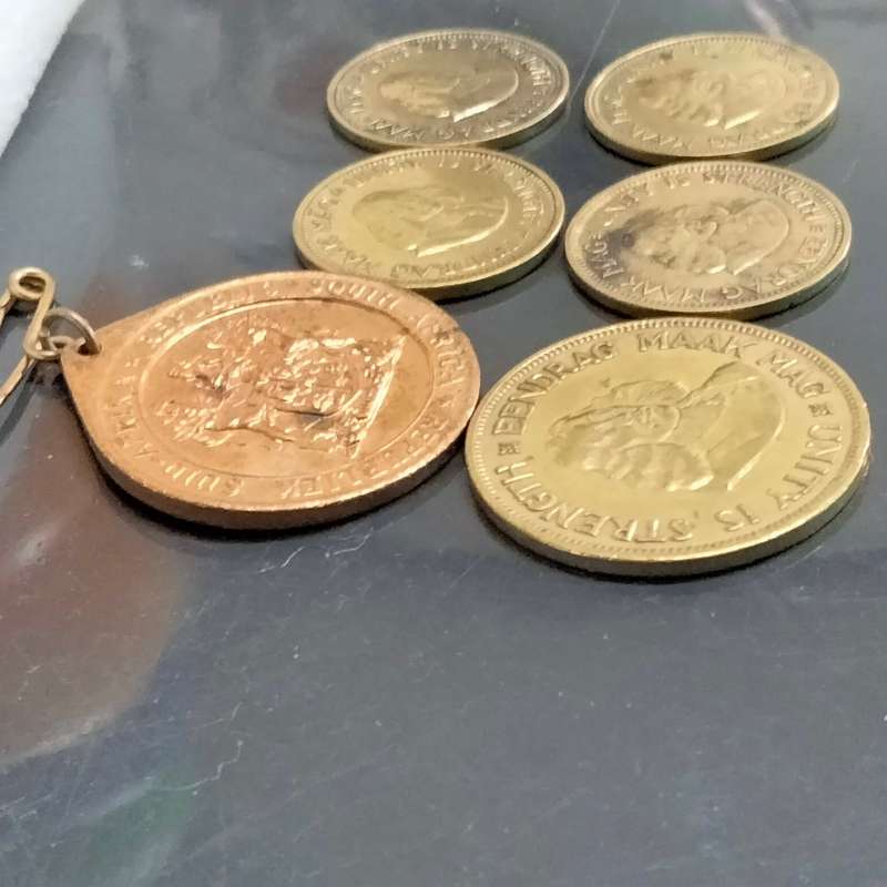Souvenir Events Medal 31.5.1961 Formation of the Republic S.A. Bronze plate+60sCoins1/2 cents