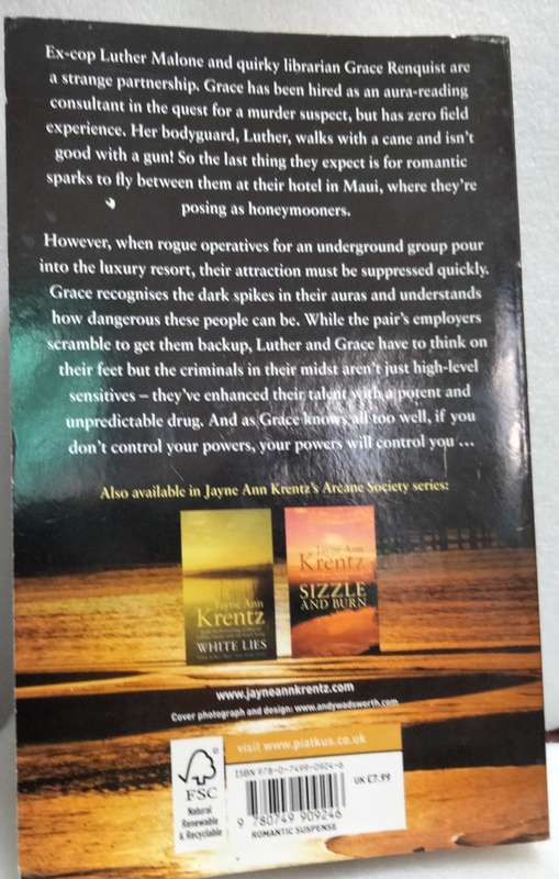 Book Running Hot - Jayne Anne Krentz pre owned