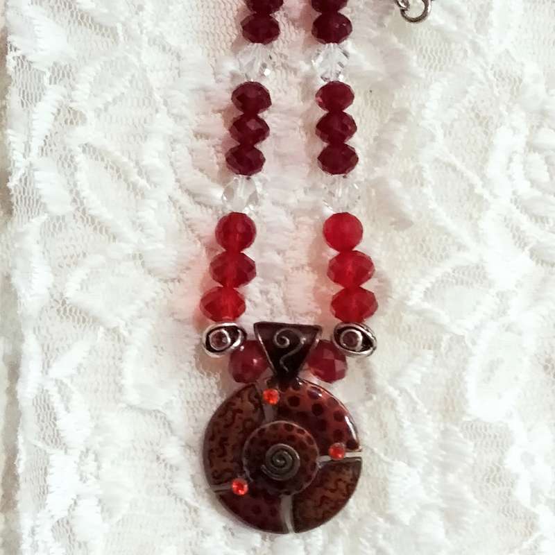 ITALIAN !!!Art Glass faceted Cut Glass Ruby+Red Beads NECKLACE +Enamel Pendant+silver tone Chain