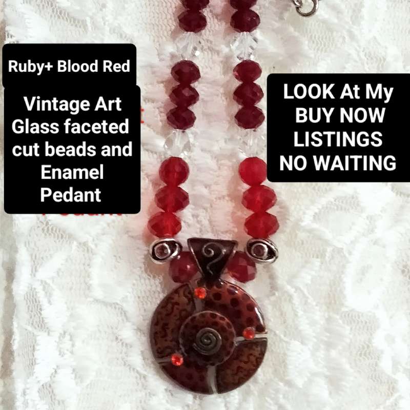 ITALIAN !!!Art Glass faceted Cut Glass Ruby+Red Beads NECKLACE +Enamel Pendant+silver tone Chain
