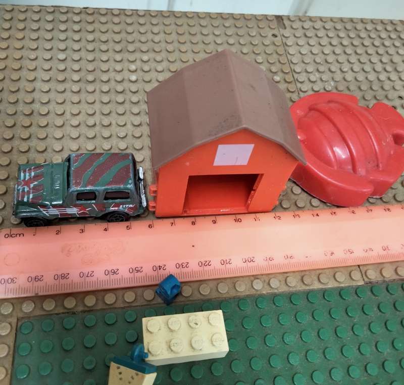 LEGO 2base plates on hardBoard+DIECAST JeepS8301 1:68 M178 Barn+oddLOOKatMy BUY NOW items NO WAITING