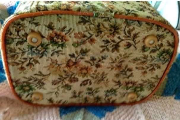 VANITY CASE vintage embroidery material Interior needs TLC missing small mirror