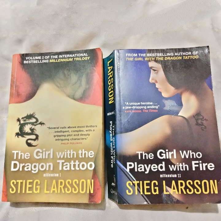 Book  Stieg Larsson - The Girl with the Dragon TATTOO+The Girl who Played with Fire pre owned soft c