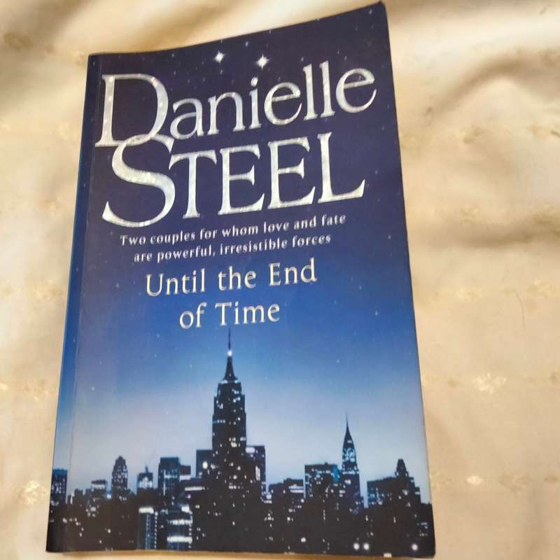 2 Books Author Danielle Steel Until the End of TIME+2013 Mary Higgins Clark2012 Lost Years Pre-owned