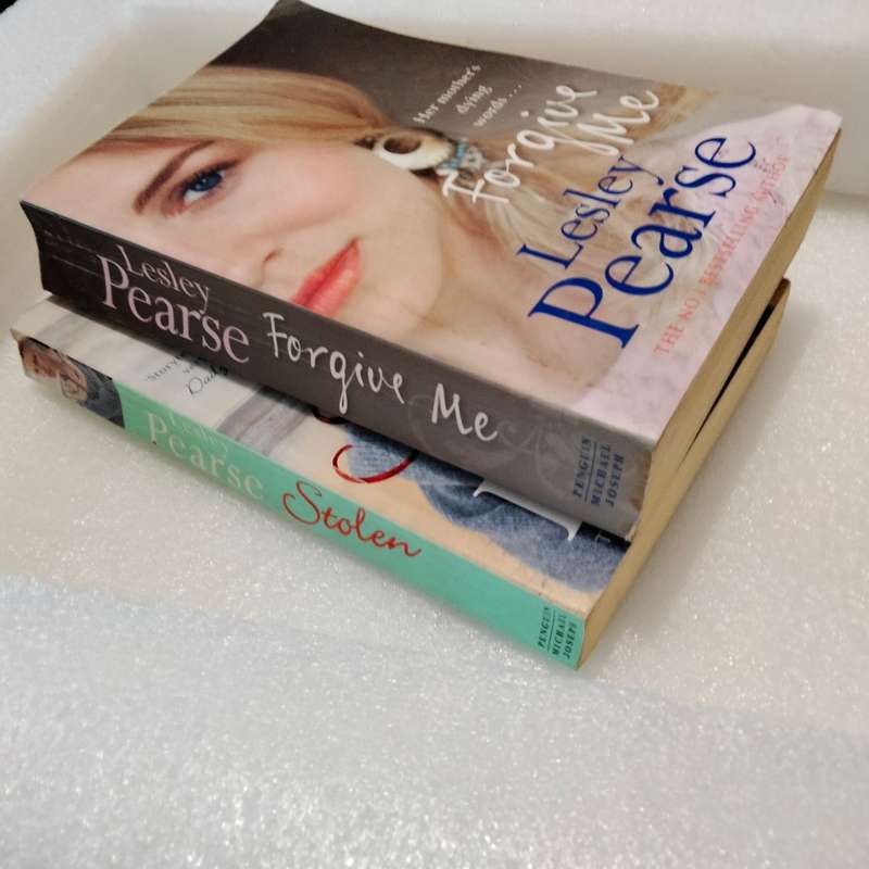 Book  LESLEY PEARSE - STOLEN +  FORGIVE ME Soft cover pre-owned