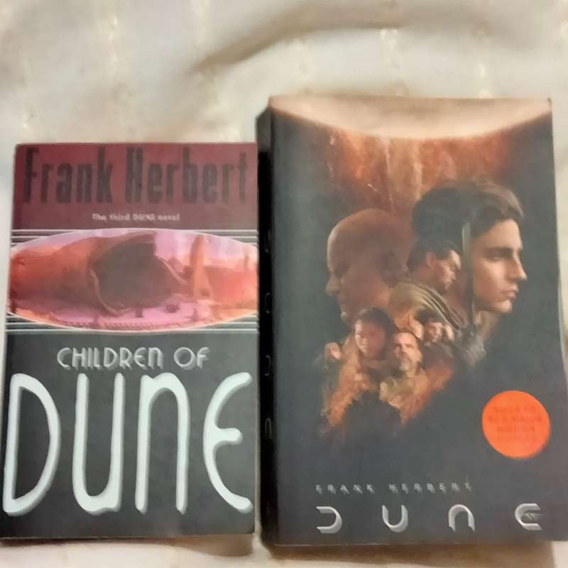 DUNE Frank HERBERT edition PB 2021Soft+Children of DUNE PB 2003 Soft coverR150.00each pre-owned