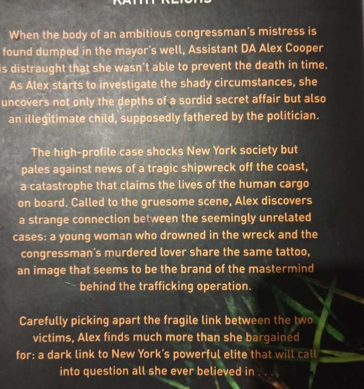 Book Hell Gate Linda Fairstein this edition Published 2010 Pre-owned
