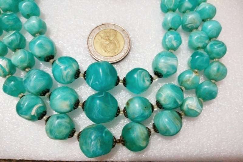 Necklace - Bib 3 Strand composite graduating blue white swirls round beads