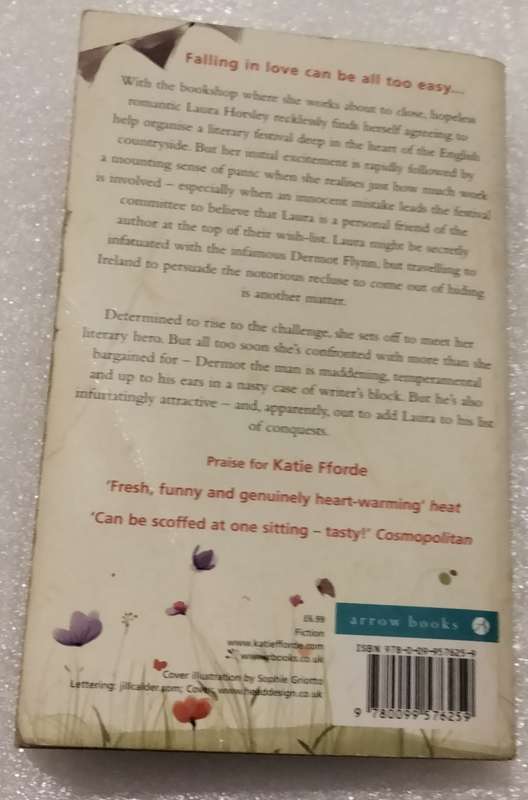 Book USED -Author Katie Fforde Love Letters this edition PB 2010 softcover