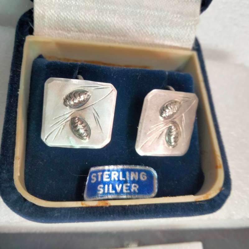 Sterling silver Earrings screw on Acorns +Box Look at my Buy Now listings No Waiting