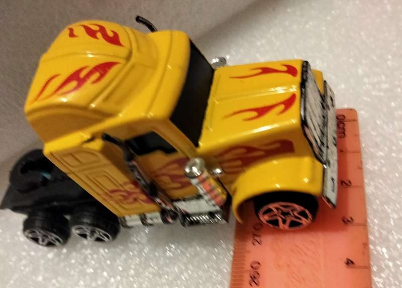 Suzuki Jimmy Tomica 2021 McDonald's + freight truck yellow red flames Look at my Buy Now No Waiting