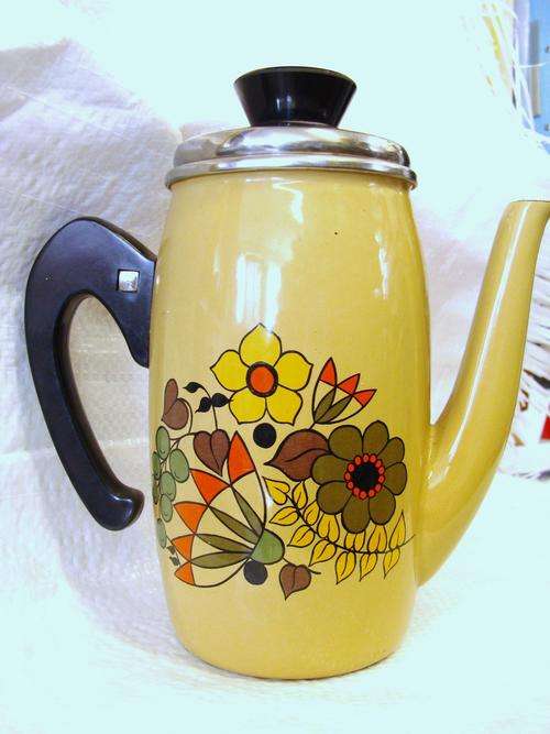 ENAMEL kettle + LIDLovely floral LOOK At My BUY NOW listings NO WAITING