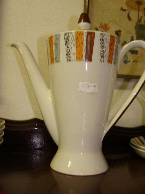 BURLEIGH WARE    E ST 1851 BURSALEM ENGLAND  GREAT 4  COUNTRY KITCHEN DECOR