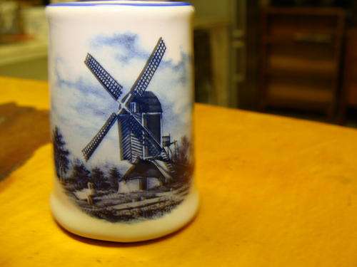 PRETTY@@ MINIATURE CUP WITH @@@BLUE WINDMILL SCENE