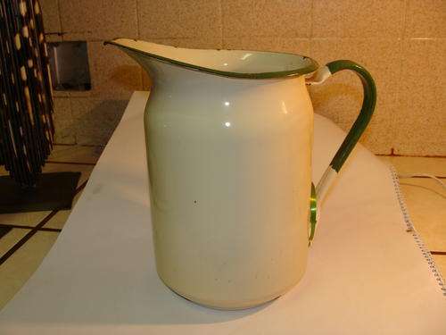 CREAM   WITH   GREEN TRIM      ENAMEL   WATER  PITCHER  JUG  ~BEAUTIFUL PIECE ~FOR A WASH STAND