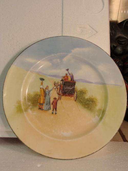 ROYAL DOULTON ~ PLATE  #2