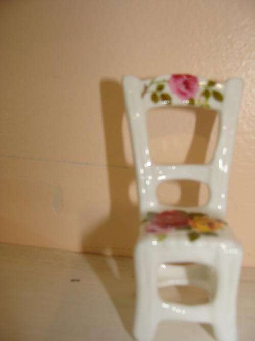 COTTAGE ROSE 1CHAIR- MINIATURE CHAIR WITH GOLD TRIM-NO CHIPS