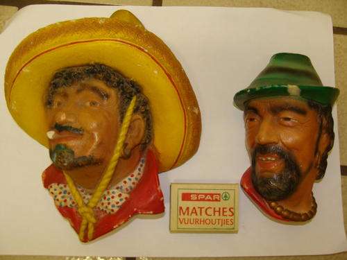 2 BOSSONS  1 MEXICAN MAN & 1 GREEN HAT WITH EARING MAN