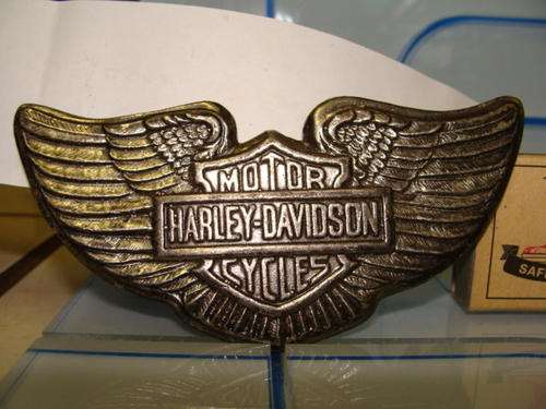 HARLEY DAVIDSON METAL BELT BUCKLE -ONE COLOUR-SHAPE SILVER WINGS #2