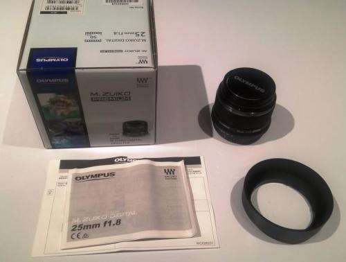 Olympus M. Zuiko 25mm f1.8 ED Digital Lens MFT Black