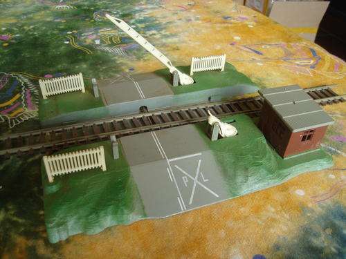 Lima track crossing with boom