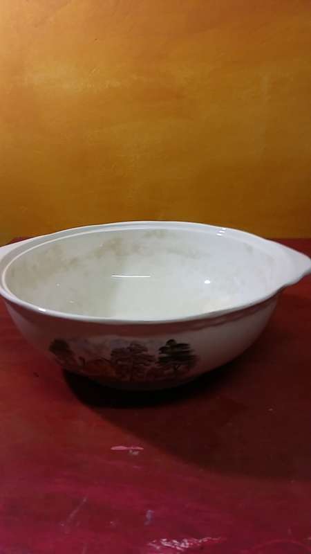 MARKED ENGLISH PORCELAIN ALFRED MEAKIN FAMOUS COTTAGES RANGE SALAD OR SERVING BOWL : JOHN PEEL COTTA