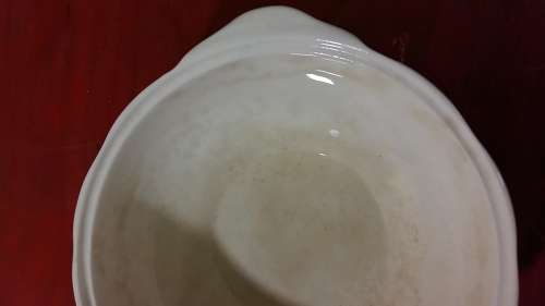 MARKED ENGLISH PORCELAIN ALFRED MEAKIN FAMOUS COTTAGES RANGE SALAD OR SERVING BOWL : JOHN PEEL COTTA