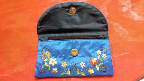 FOR YOUR POSHY FUNCTION : BEAUTIFUL HANDBAG IMPORTED FROM VIETNAM
