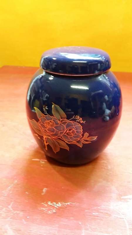 ORIENTAL GINGER COOKIE JAR IN COBALT BLUE ; BEAUTIFUL!