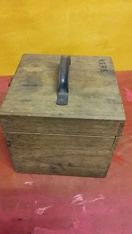 VELVET LINED WOODEN DYNAMITE BOX WITH LATCH