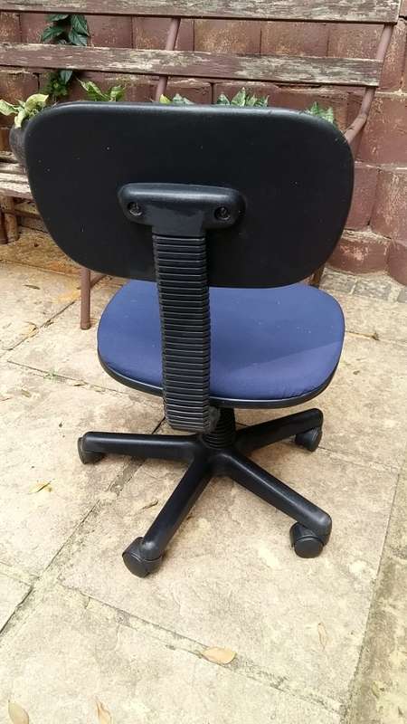 TYPISTS CHAIR